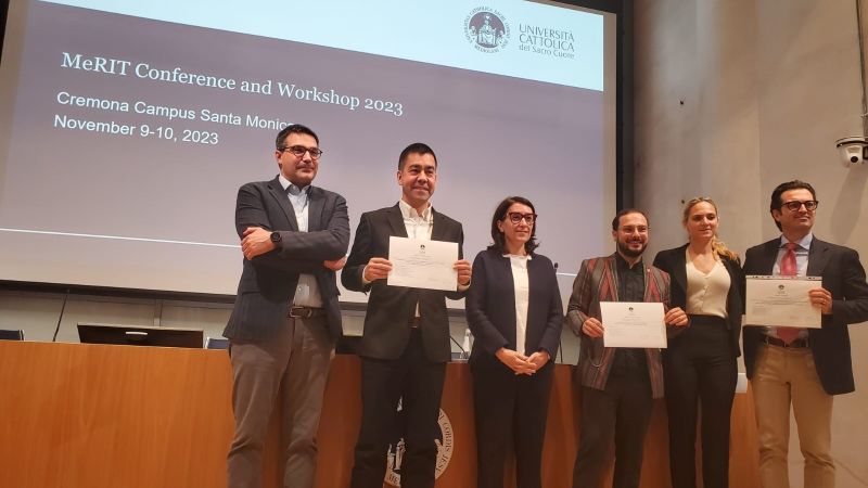 Egresado de Ingeniería Comercial en Administración recibe reconocimiento al mejor trabajo doctoral en la Conferencia MeRIT 2023 en Italia