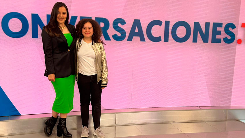 María Fernanda Villalobos, egresada de ingeniería comercial USACH, docente y emprendedora comprometida con el éxito de sus estudiantes